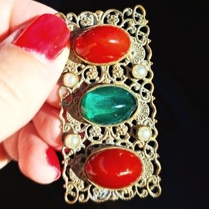 VINTAGE 3 Cabachon Carnelian and Green Glass And Pearl Filigree BROOCH PIN